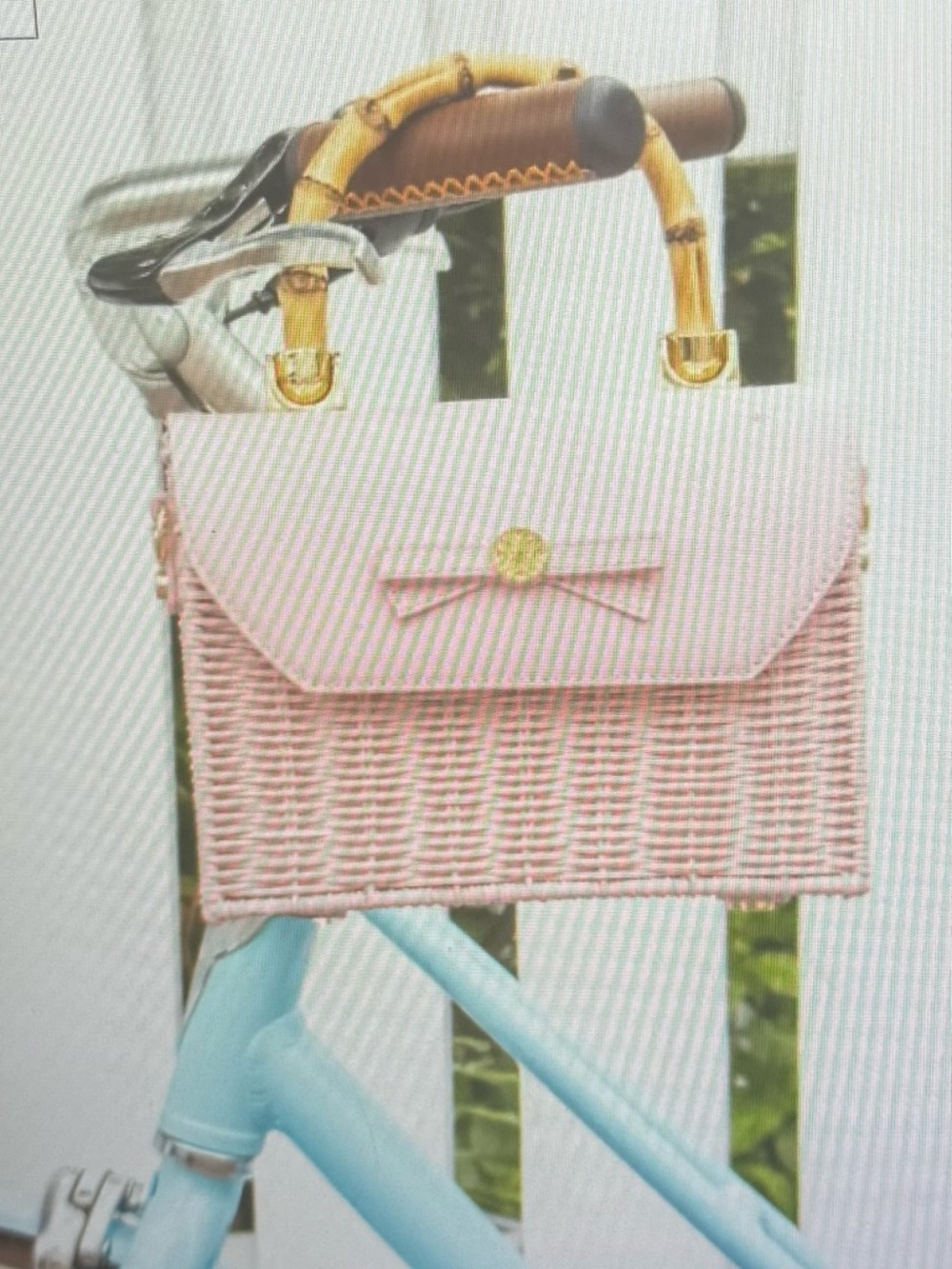 Lilly Pulitzer, NWT, SOLD OUT Pink muse Woven Crossbody Bag with Bamboo Handle - Picture 3 of 11